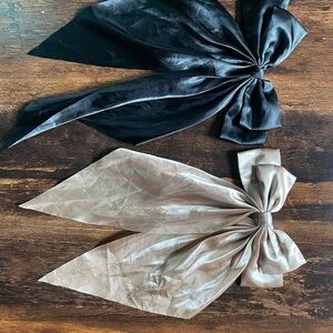 Elegant Black and Tan Hair Bows